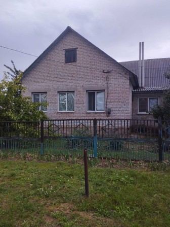 Продам дом в с. Каневском можно э оселя - фото 1