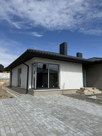 Продаж елітного будинку поруч з лісом - фото 1