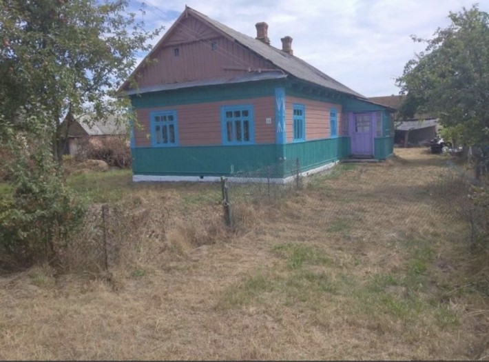 ТЕРМІНОВО!!Продається будинок і земельні ділянки біля озера Світязь - фото 1