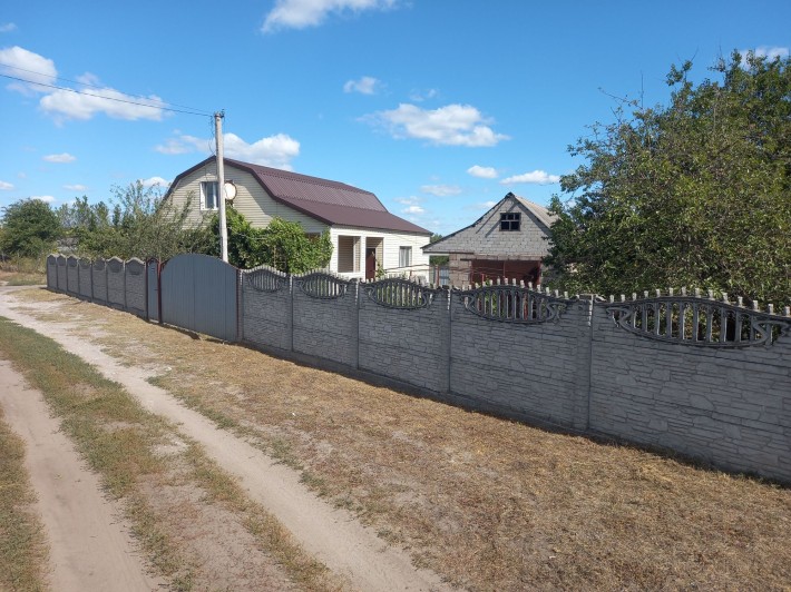 Срочная продажа капитального 4-х комн. дома в ПГТ.Куриловка. - фото 1