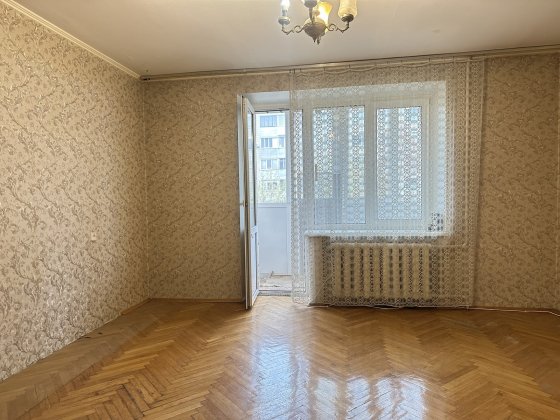 Продаж 3-к квартири без % за адресою вул, Авіаконструктора Антонова, 11 в центрі Чоколівки, Севастоп Киев