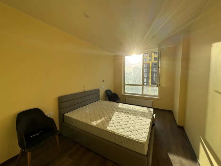 Продається нова двокімнатна квартира в Ж К «Медовий» вул.Кадетський Гай, буд. 10 - фото 1