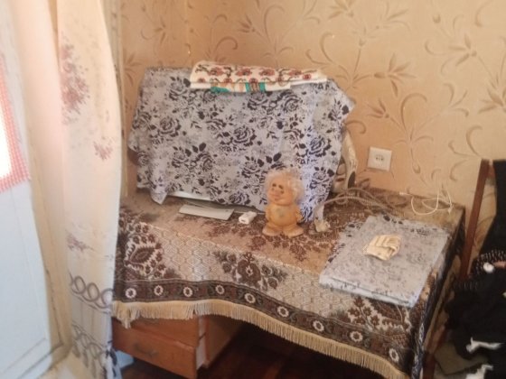 Дешево. Продам 3 кімн. кв. в центрі Осипенківського мікрорайону. Запорожье