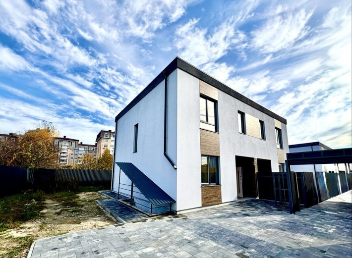 Будинок з підвалом в центрі Бучі, газове опалення - фото 1