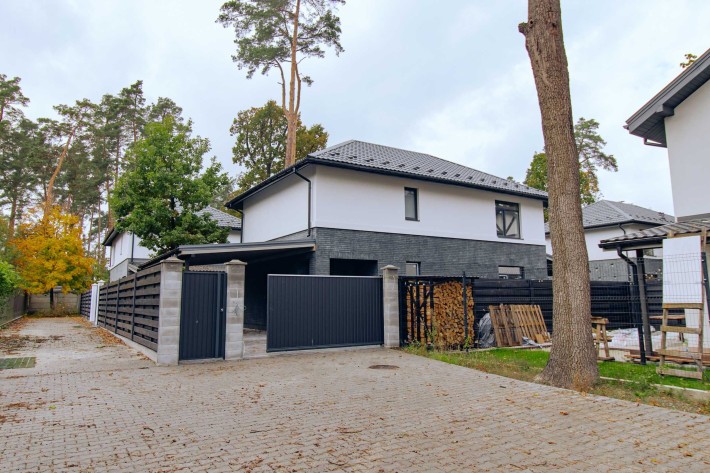 Продаж будинку 150 м² з чистовим оздобленням на 5 сотках. Газ - фото 1