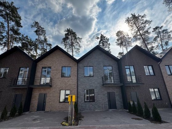 Ідеально під Є-Оселя. Таун в Бучі. 500м до парку. Газ. Буча