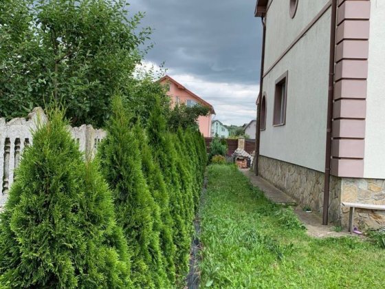 Великий будинок гарна локація Ивано-Франковск