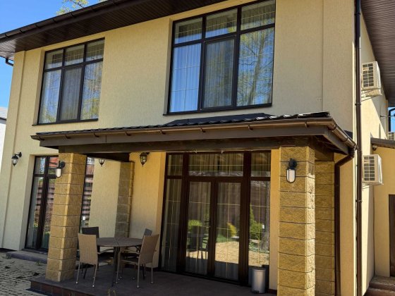 Будинок 150м2 з якісним ремонтом на 5 сотках в Лісовій Бучі Буча