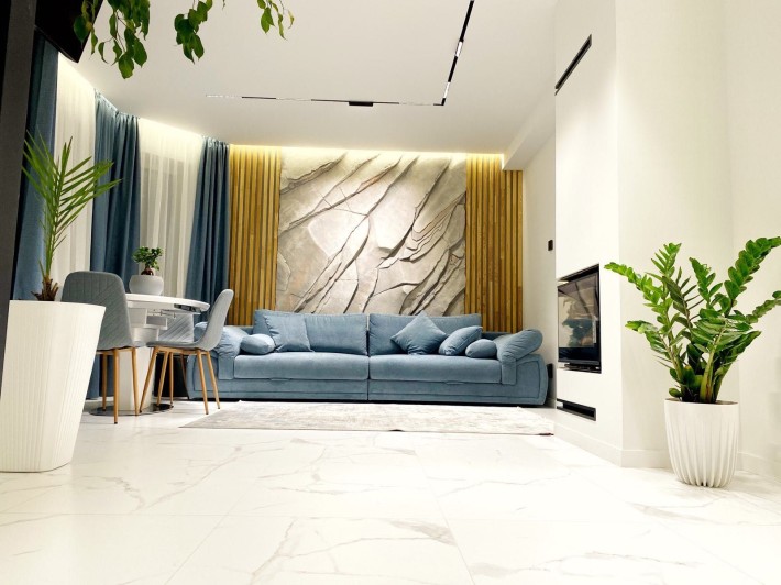 Дизайнерський будинок у мальовничому місці біля Івано-Франківська - фото 1