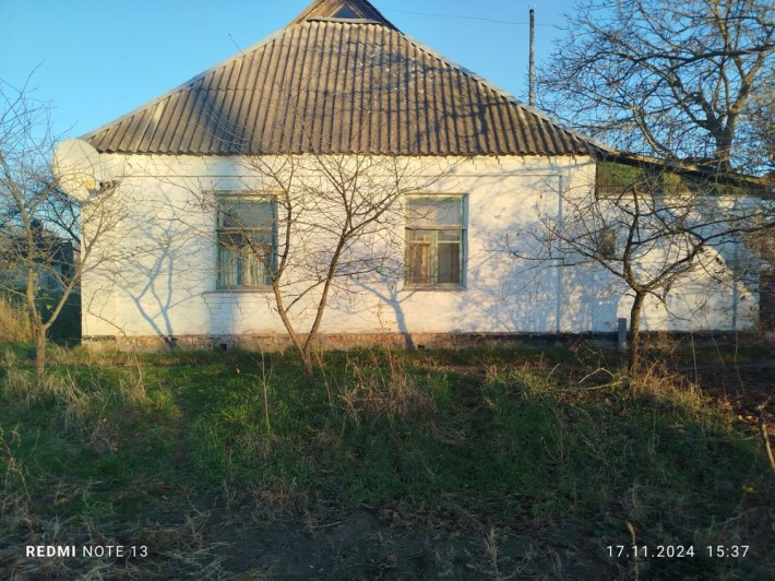 Продаж будинку біля річки в с Матюші,газ,світло,вода - фото 1