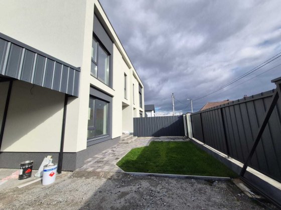 Таунхауз поруч з парком Олександрія Белая Церковь