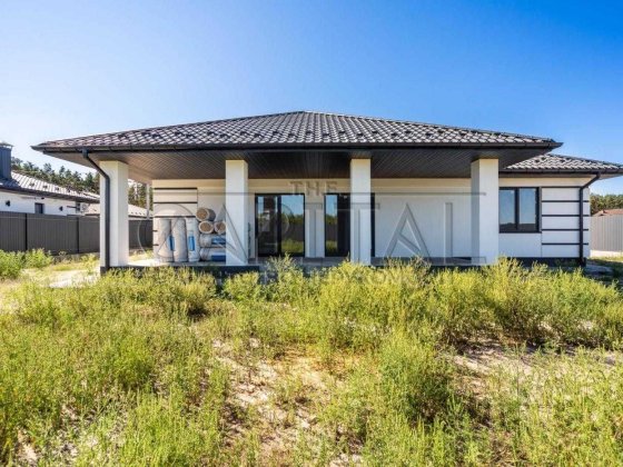 Продажа дома без ремонта Буча 7.5 соток. КМ Comfort Place. 3 спальни Буча