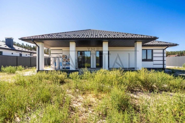 Продажа дома без ремонта Буча 7.5 соток. КМ Comfort Place. 3 спальни - фото 1