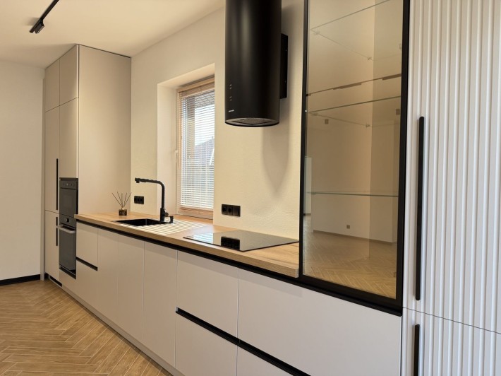 Продаж одноповерхового будинка з ремонтом без комісії - фото 1