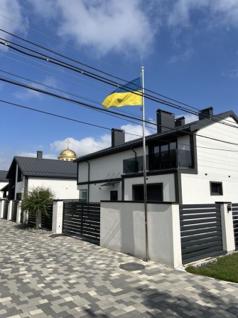 Продаж будинку в місті - фото 1