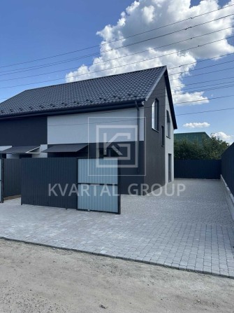 Двоповерховий дуплекс з центральними комунікаціями, газ. Буча - фото 1