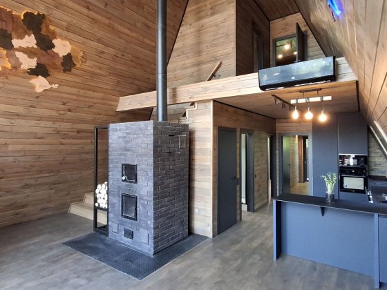 Еко-дім A-FRAME в Бучі - авторський проект з дизайнерським ремонтом! Буча