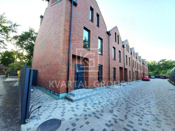 Продам НОВИЙ ТаунХаус 100м2 в ЦЕНТРІ Міста по супер ЦІНІ-68000$ Буча