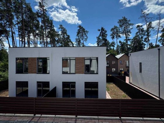 Дуплекси в Бучі 111м2 на 2,5 сотках - 110000уо. Буча