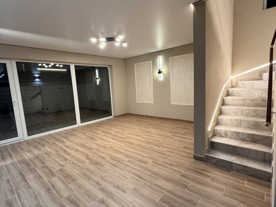 Якісний Кутовий Таунхаус із керамоблока!!! Буча