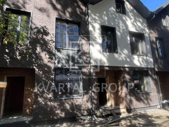 Таунхаус в оточенні лісу . АКЦІЙНА ціна 85000 Ирпень