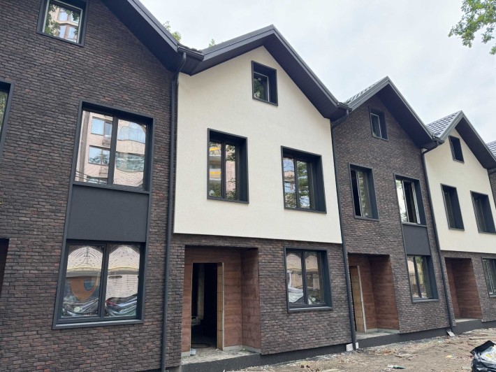 Таунхаус поруч з Центральним парком - фото 1