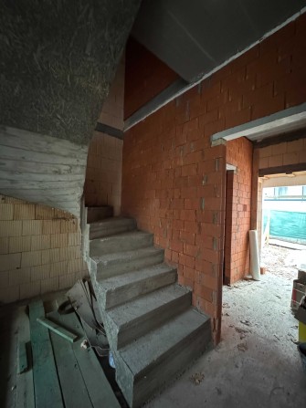 Продаж таунхаусу без ремонту - фото 1