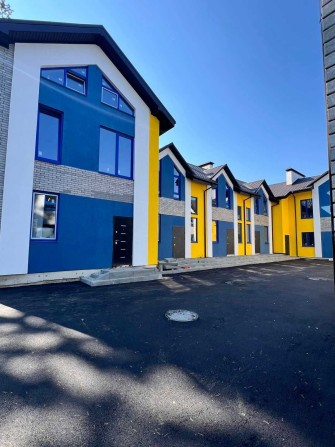 Таунхаус з найбільшою ділянкою в центрі міста, військовим знижка - фото 1