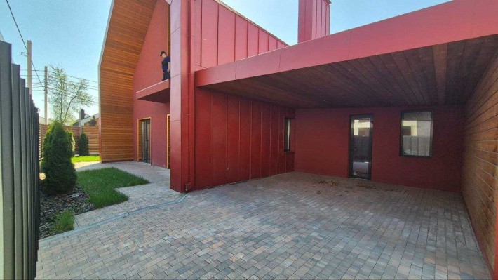 Скандинавський будинок з терасою та навісом — 150 м² на 5 сотках - фото 1