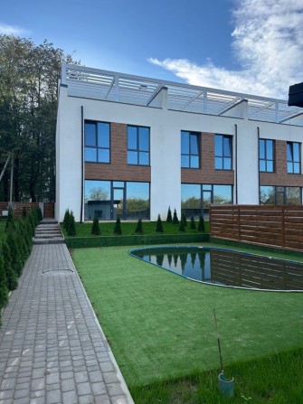 Продаж!Розкішний таунхаус біля Міського озера! - фото 1