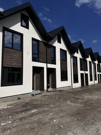 ПРОДАЖ Таунхаус Буча Центр Великий Комплекс Центральні Комунікації - фото 1