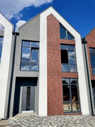 Готовий таунхаус ! Газ, центральні комунікації ! Буча - фото 1