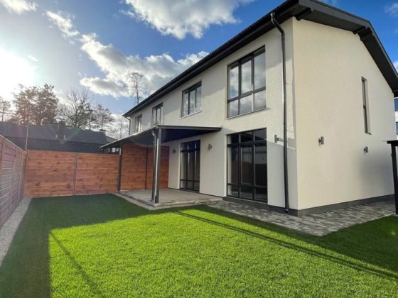 ПРОДАЕТСЯ Дуплекс с РЕМОНТОМ. Газ. Центр канализ. Ирпень