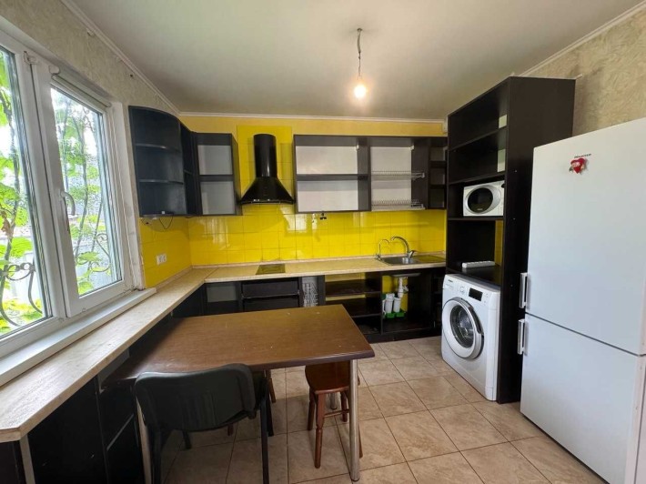 Будинок з ремонтом на 6 сотках біля Бучанського Парку - фото 1