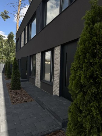 Ексклюзивний таунхаус у Лісовій Бучі! Великі двори та паркомісце! - фото 1