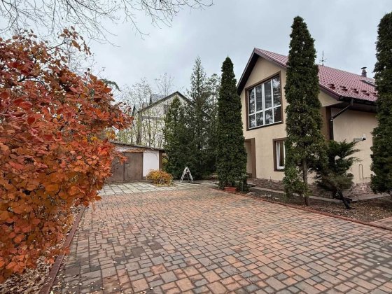 Продаж будинку в Лісовій Бучі з ремонтом Буча