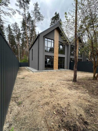 Продам Кутовий Таунхаус. Вул. Гоголя. Лісова Буча. Розтермінування ТАК - фото 1