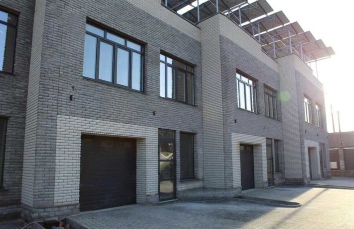 Продаж 2 поверх. таунхаусу р-н Вокзальна з СЕС "Зелений тариф" 30 кВт - фото 1
