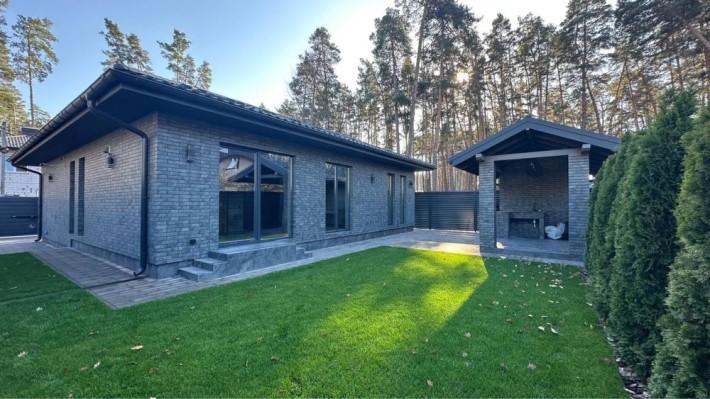 Будинок з новим ремонтом у Лісовій Бучі. Престижна локація, документи - фото 1