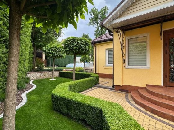 Будинок з басейном біля Центрального парку, Ірпінь — 130 м², 7 соток Ірпінь