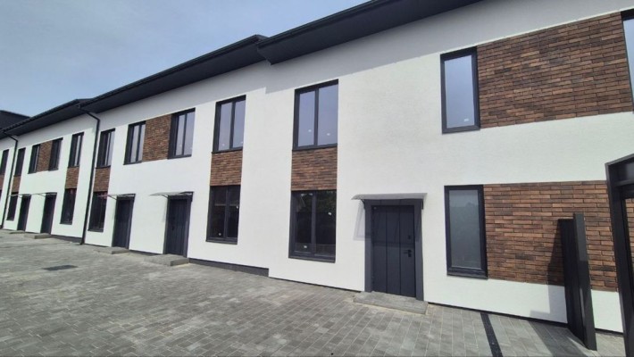 Продається таунхаус в центрі Ірпеня, вул. Вериківського - фото 1