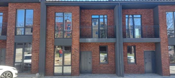 Продаж стильних Таунхаусів в центрі Ірпеня, ЄОСЕЛЯ, ІПОТЕКА! - фото 1