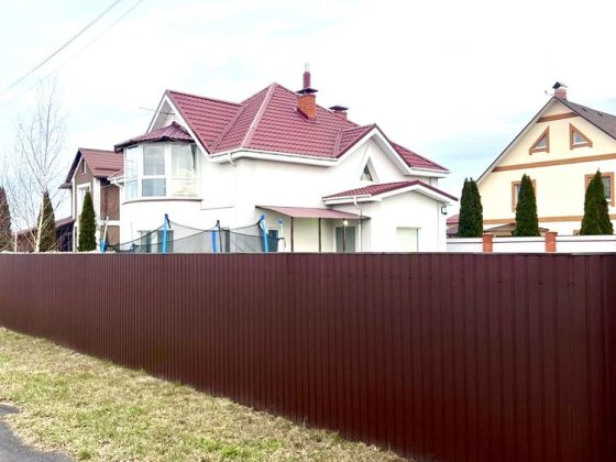 Продам укомплектований будинок 150 м.кв. права сторона м.Бориспіль Борисполь