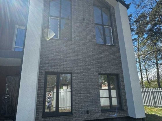 Дуплекс 160м2, 3,6 сотки ділянка. Буча