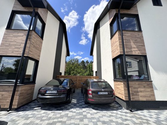 Таунхаус. Терміновий продаж. Ирпень