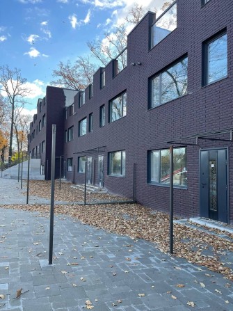 Новий будинок в Бучі - 2 поверхи, тераса - фото 1