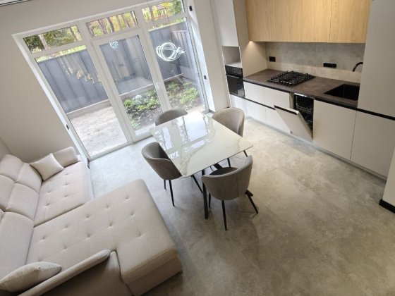 Затишний танхаус з ремонтом. Id 177 Буча