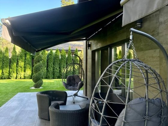 Ексклюзивний будинок з французьким балконом. Лісова Буча 10 соток Буча