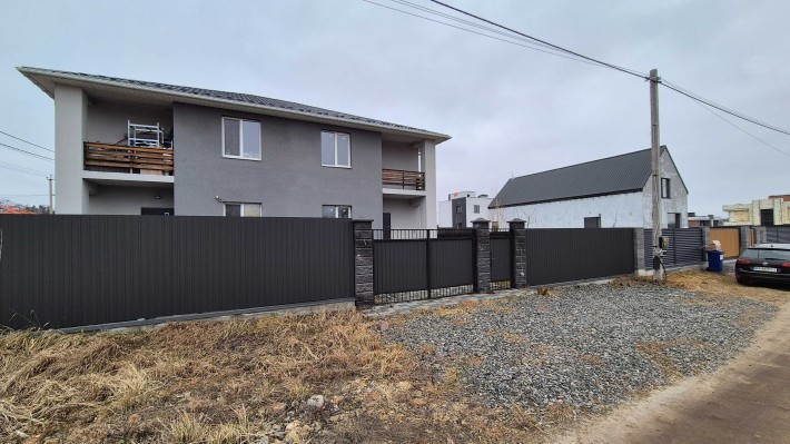 Просторий дуплекс 116 м² на ділянці 3 сотки - фото 1