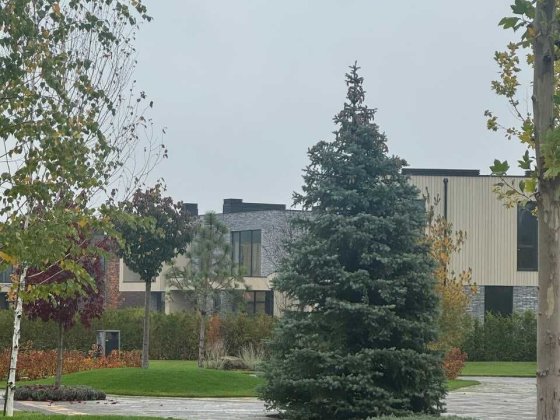 Сучасний котедж 210 м² з терасою та ділянкою 8 соток Ирпень